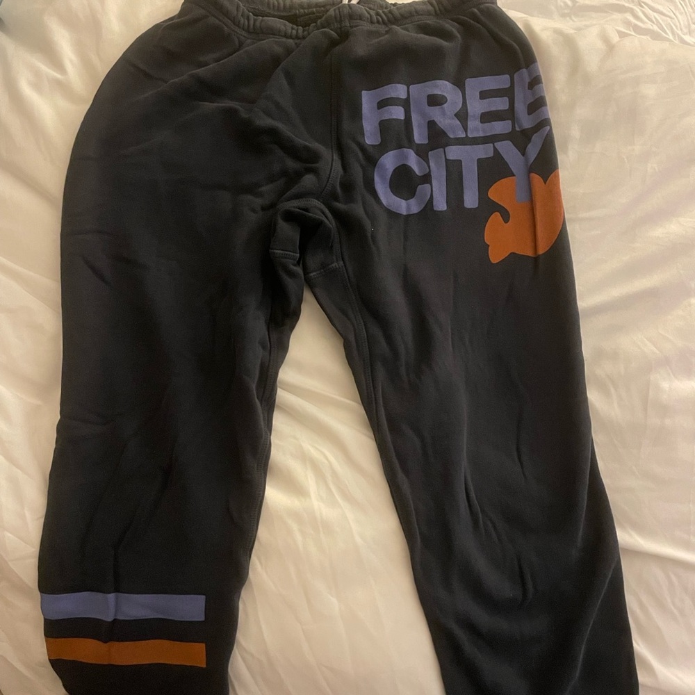 Free City 3/4 Navy Sweatpants